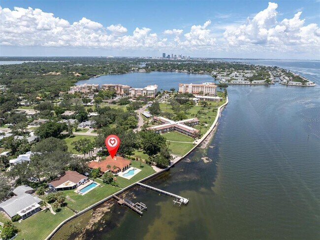 Building Photo - 5810 Bahama Shores Dr S