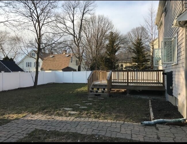 Building Photo - 19 Penniman Terrace