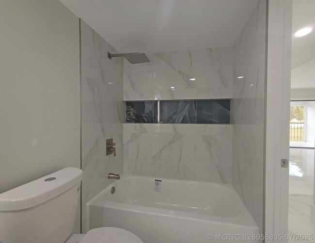 Building Photo - 7280 Amberly Ln