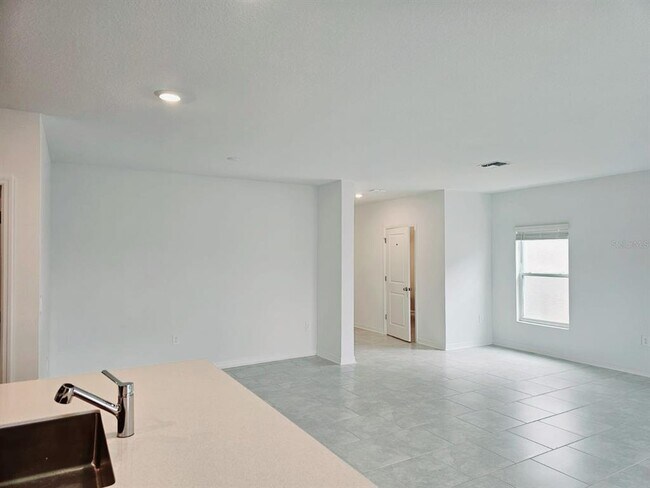Building Photo - 1454 Austin St