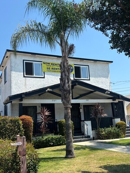 Front of Unit - 1581 1/2 W 36th Pl