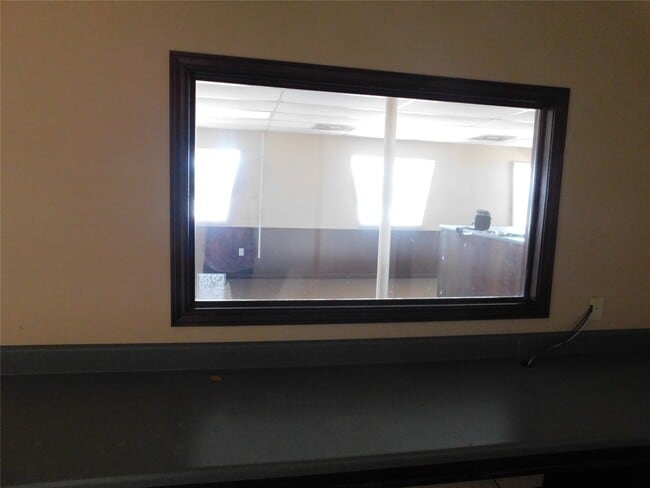 Building Photo - 202 N Mechanic St