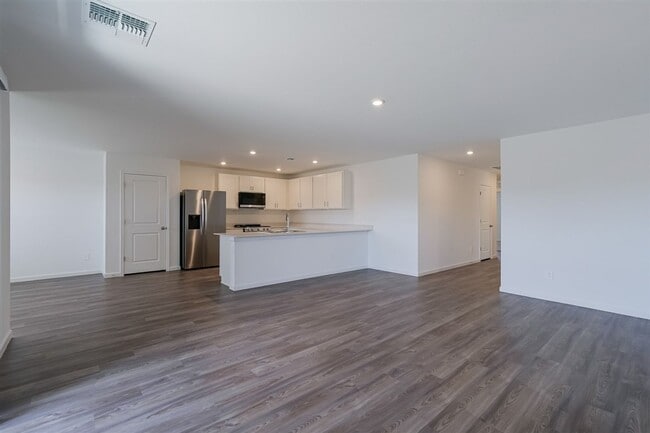 Building Photo - Brand New 4 Bedroom, 2 Bath Home! Never Been Lived In!