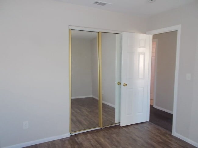 Building Photo - Spacious 4-Bedroom, 2.5-Bathroom Home with RV Parking & Modern Amenities