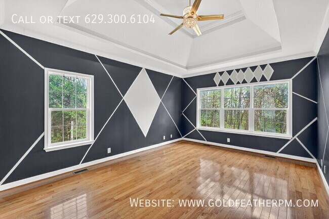 Building Photo - 3940 Waterford Way