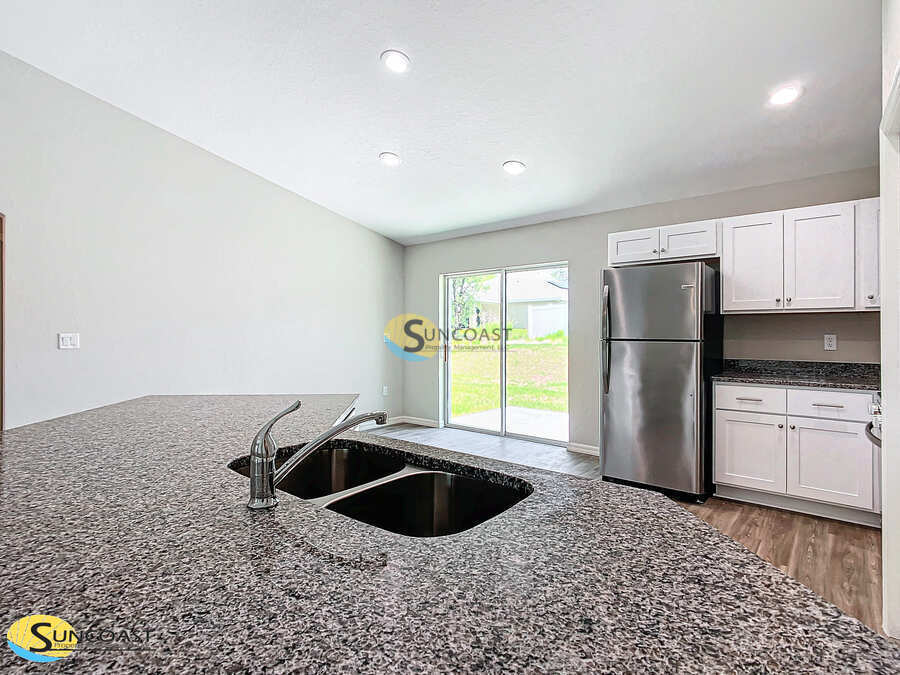 Building Photo - 20581 SW Marine Blvd