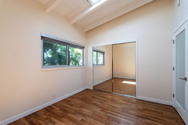 Building Photo - Hilltop Monterey Home