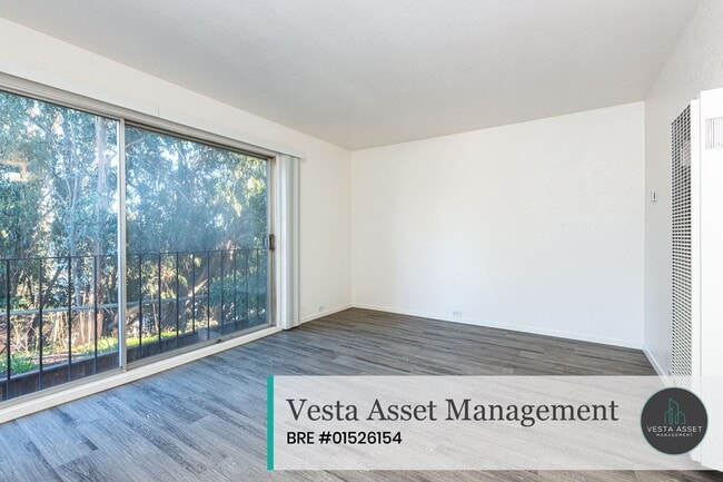 Building Photo - 225 Clifton St