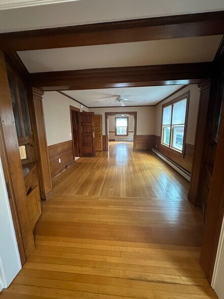 Building Photo - 14 Mishawum Rd