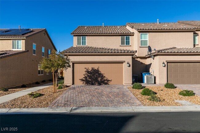 Building Photo - 3723 Trancoso Ave