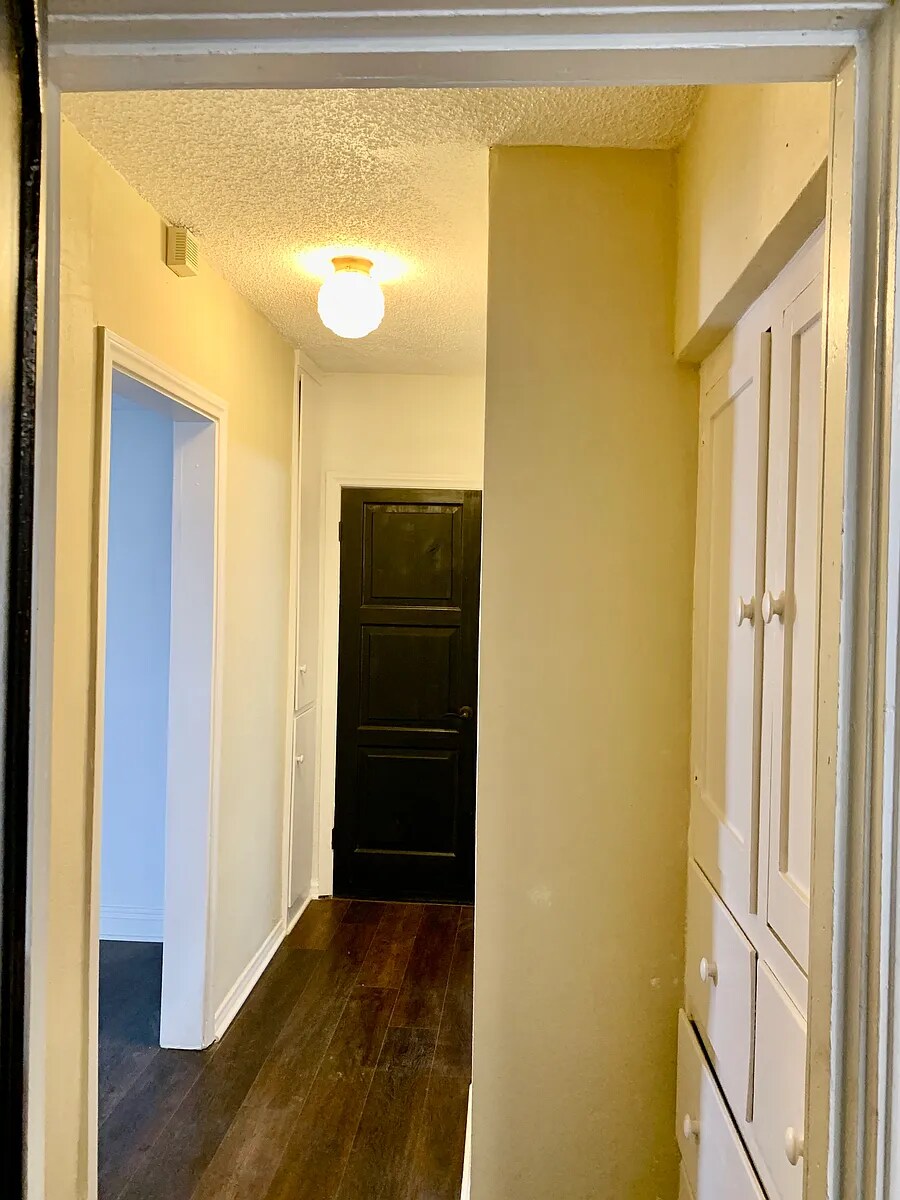 Building Photo - 15846 Marlin Pl