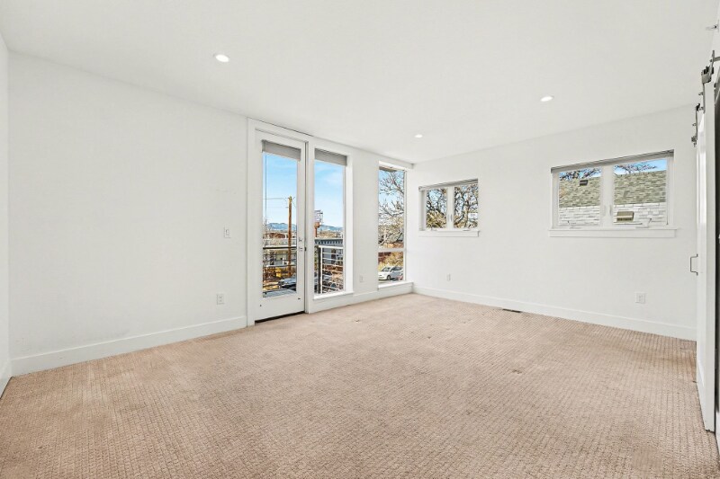 Building Photo - 232 Inca St