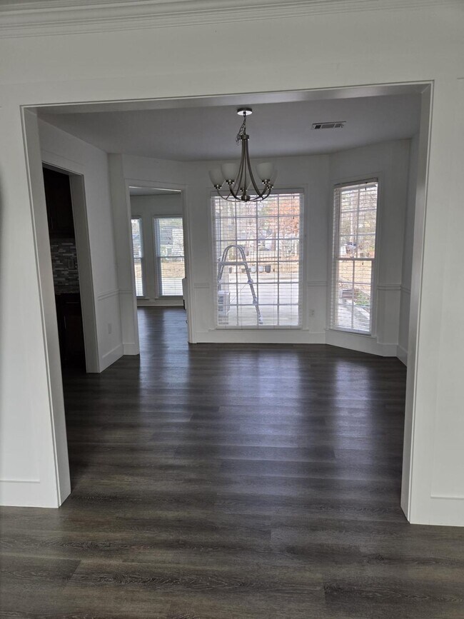 Building Photo - 965 Bass Ct N W