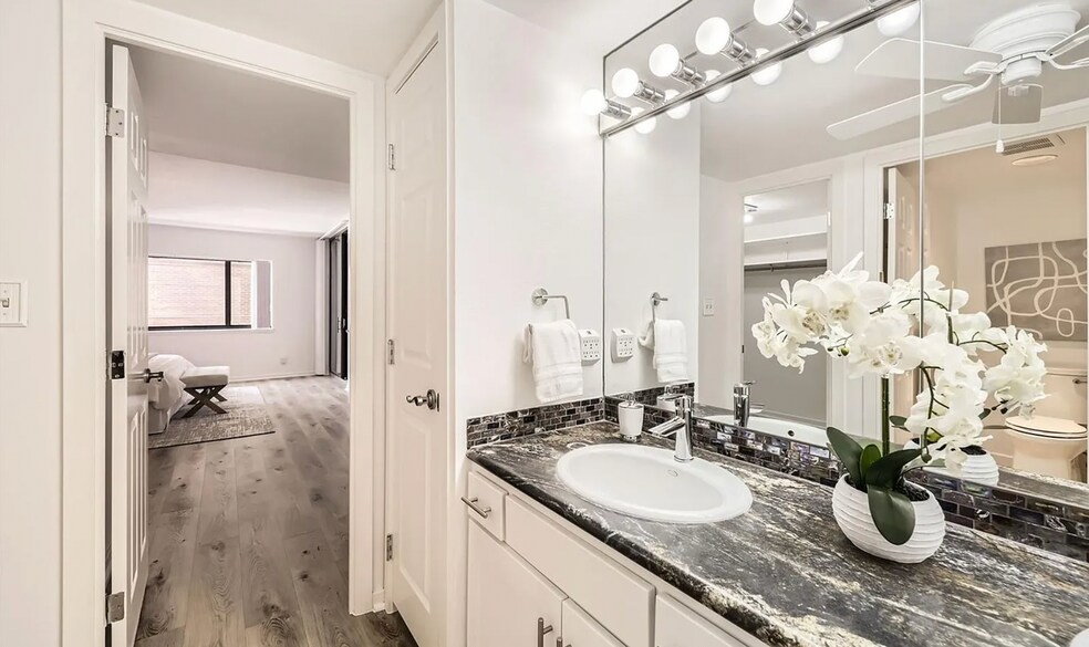 Building Photo - 1551 Larimer St