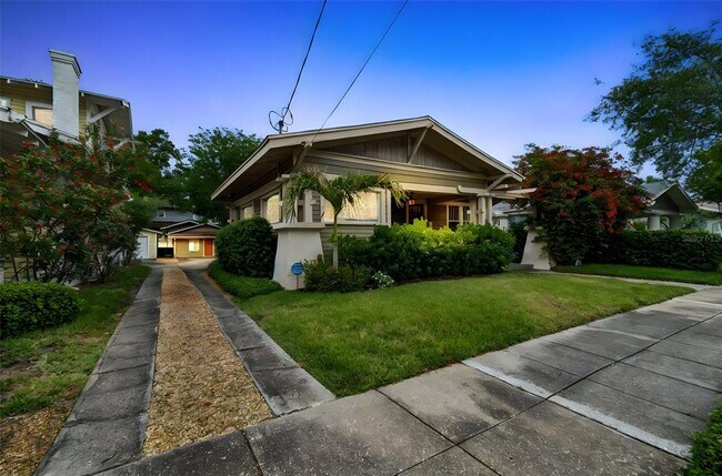 Building Photo - 1107 W Horatio St