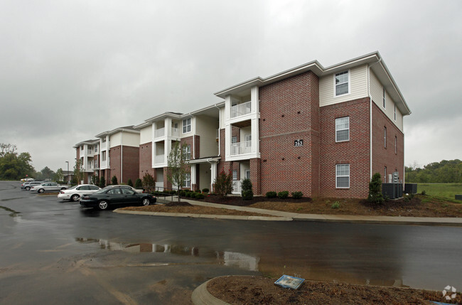 Primary Photo - Gallatin Park Apartments