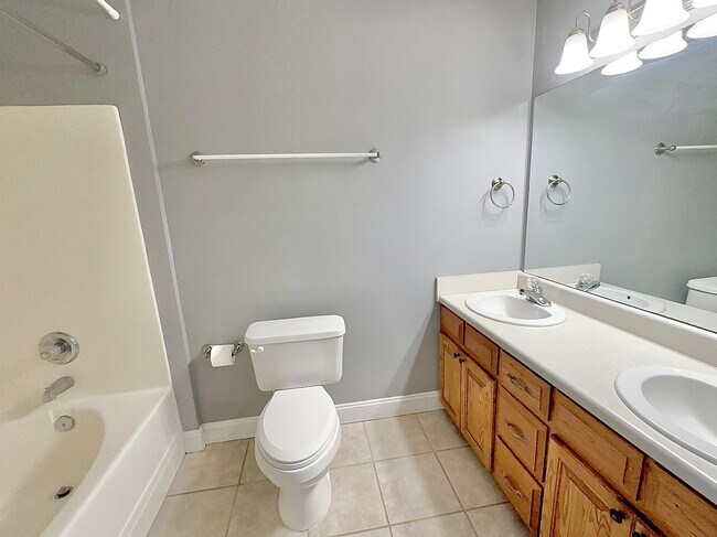 Building Photo - 46 Live Oak Trail