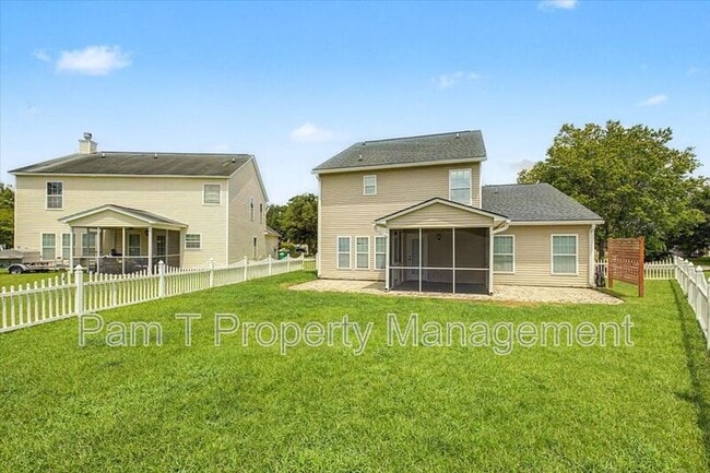 Building Photo - 4 Bainbridge Way