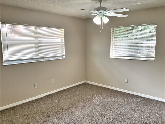 Building Photo - 522 San Sebastian Prado