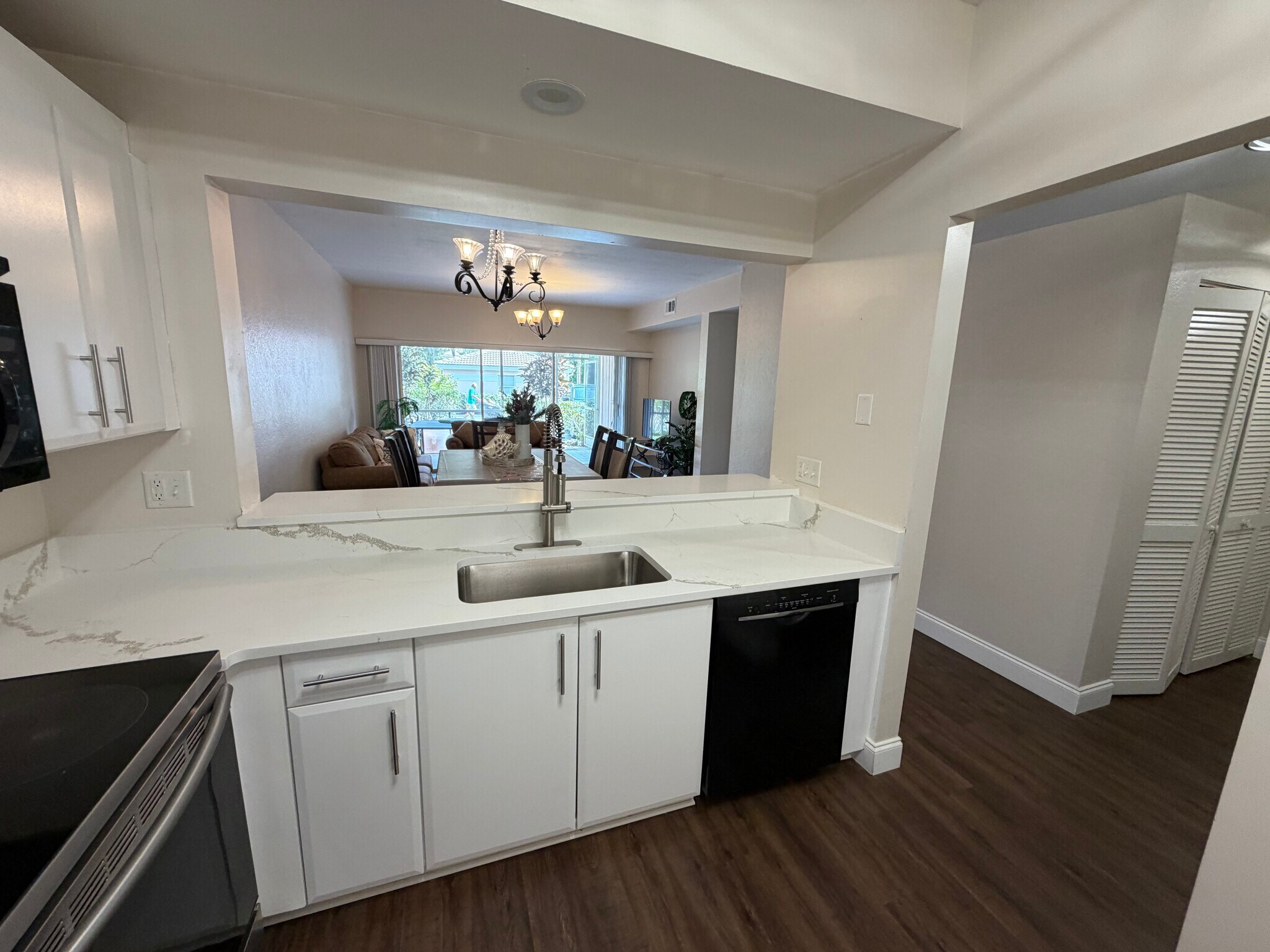 Kitchen to living room - 1096 Woodshire Ln