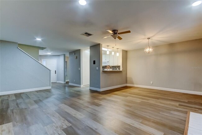 Building Photo - 4139 Brentwood Park Cir