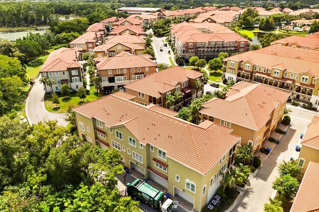 Building Photo - 2724 Lobelia Dr