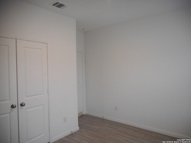 Building Photo - 446 Fairy Duster Dr