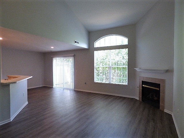 Building Photo - The Vinings Condominiums