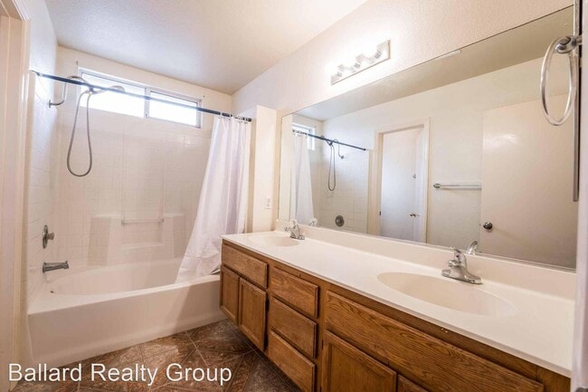 Building Photo - 3 br, 2 bath House - 749 Weatherstone Drive