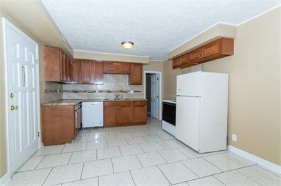 Building Photo - 1238 S 15th St