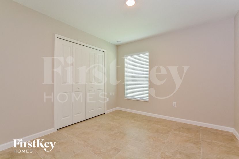 Building Photo - 481 Earhart Dr