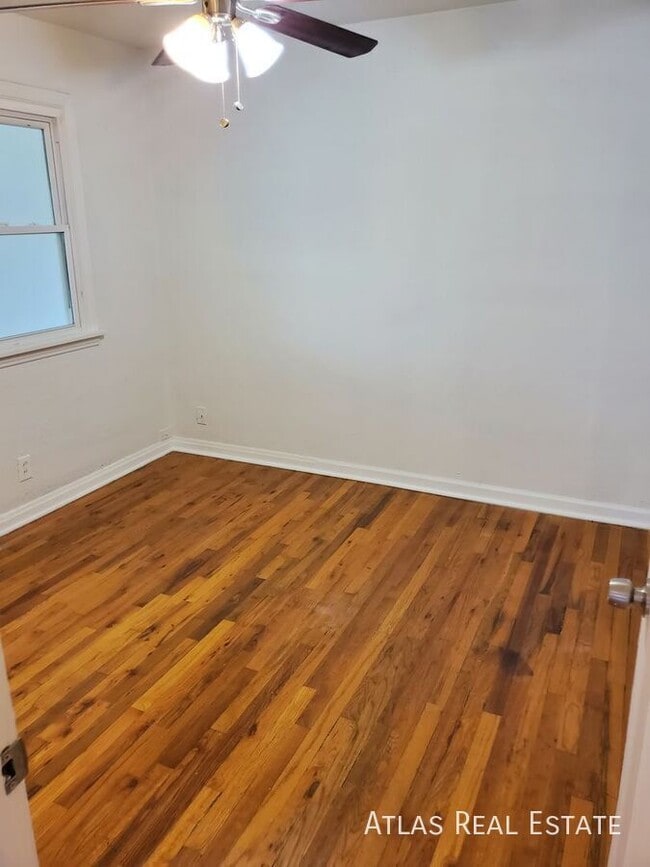 Building Photo - 1131 Geneva St