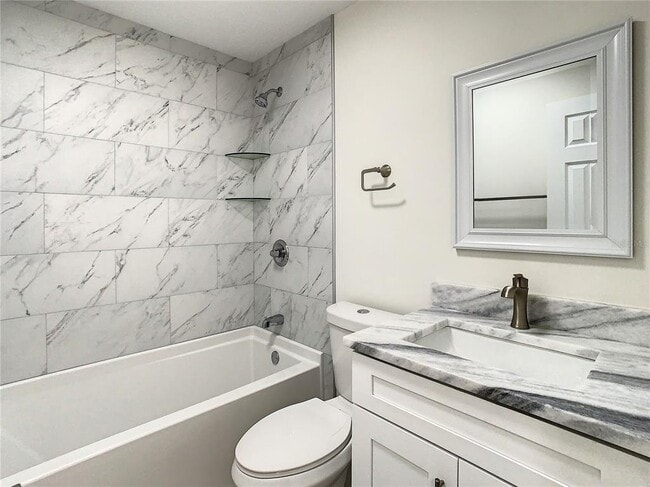 Building Photo - 9027 Pebble Creek Dr