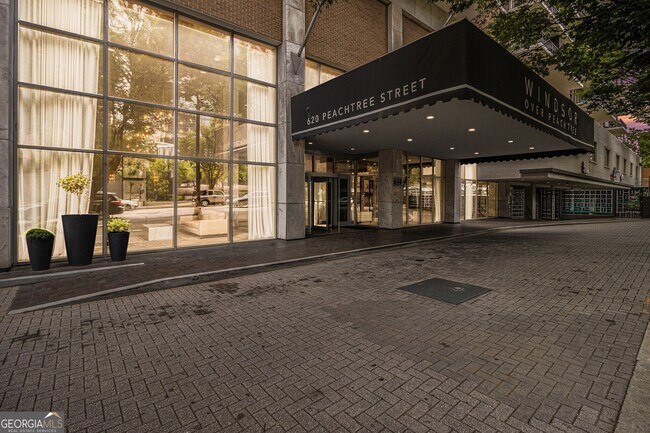 Building Photo - 620 Peachtree St NE