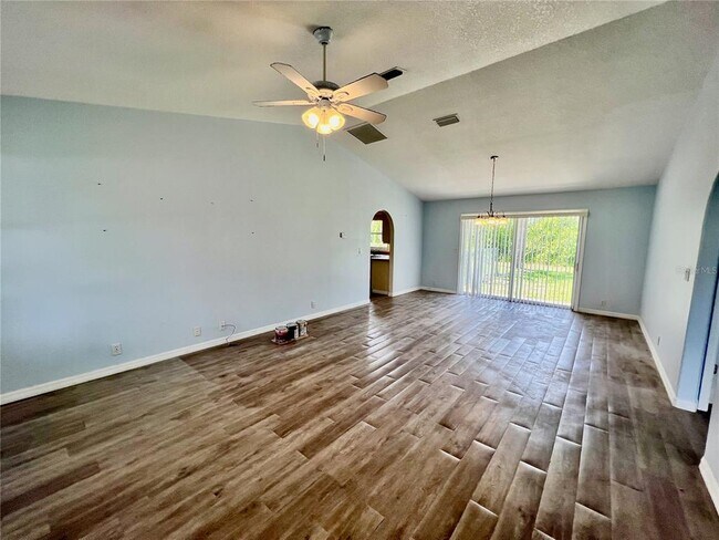 Building Photo - 1711 Harbell St