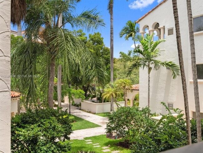 Building Photo - 2425 Fisher Island Dr