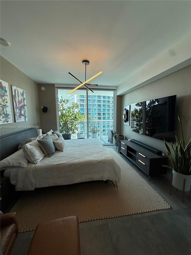 Building Photo - 1080 Brickell Ave