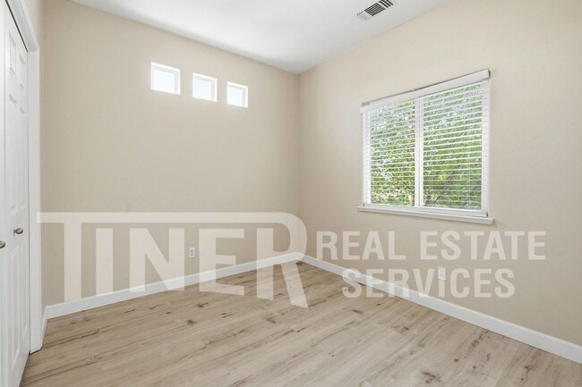 Building Photo - 3371 Melodye Ct