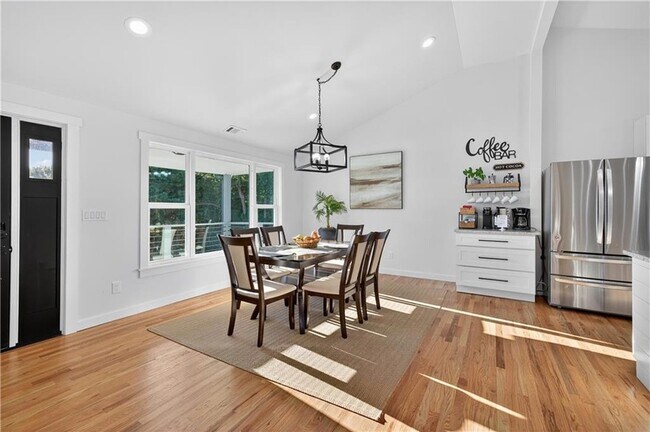 Building Photo - 1324 Ace Mcmillian Rd