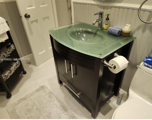 Building Photo - 1600 S Ocean Dr