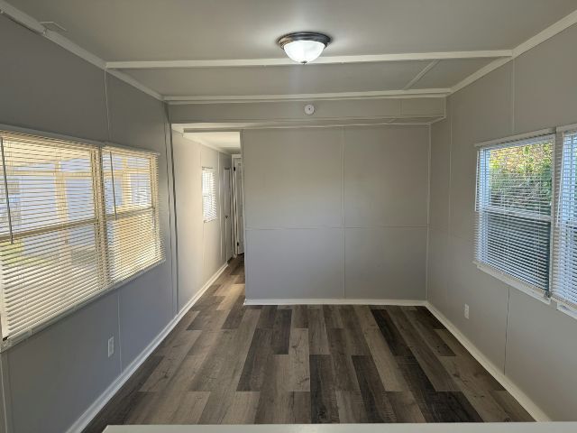 Building Photo - 2850 New Tampa Hwy