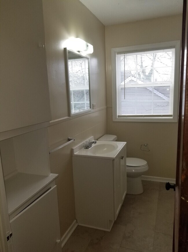 Building Photo - 111 South St