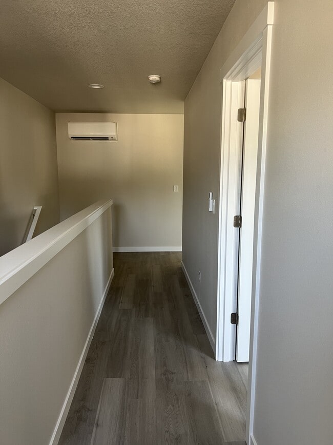 Upstairs hallway - 4840 48th Loop