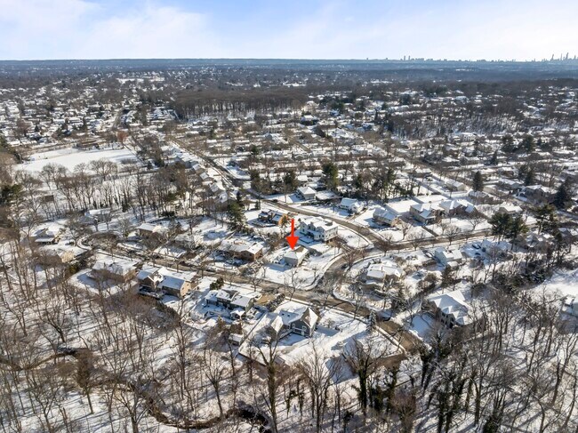 Building Photo - 446 Roedel Plz