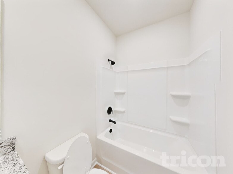 Building Photo - 107 Neuse Holw Ct