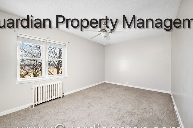 Building Photo - Bde Maka Ska Town Home, Just Renovated , G...