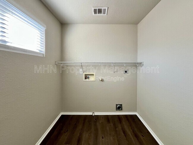 Building Photo - 7551 Paraiso Haven