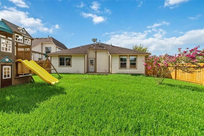 Building Photo - 13618 Trailmeadow Ct