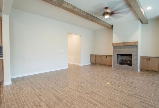 Building Photo - Gorgeous New Construction 4 Bedroom Home I...