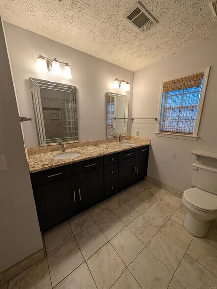 Building Photo - 4037 Chambers Pl